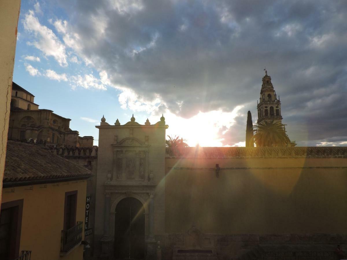 Апартаменты El Balcon De La Mezquita Кордова Экстерьер фото