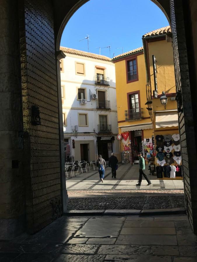 Апартаменты El Balcon De La Mezquita Кордова Экстерьер фото